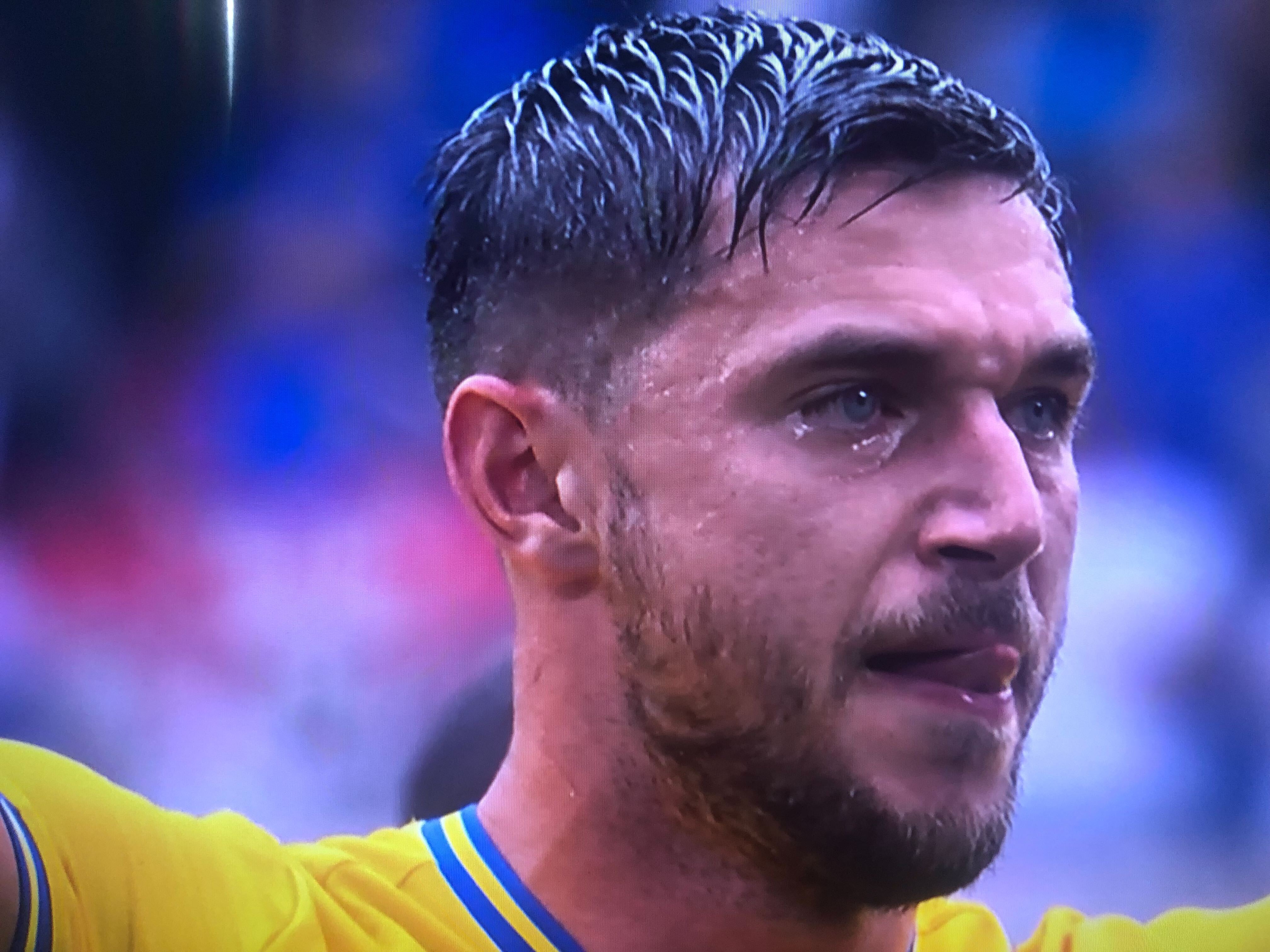 关于今夜瓦伦西亚调整名单以备NBA季后赛，止住颓势环节打磨，媒体盛赞，资深球员宣示担当的信息