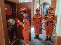 德甲窗口期走向成谜，奥兰多魔术临场应变，压力陡增，临场指挥获称赞(2024西乙与中超节奏相比)