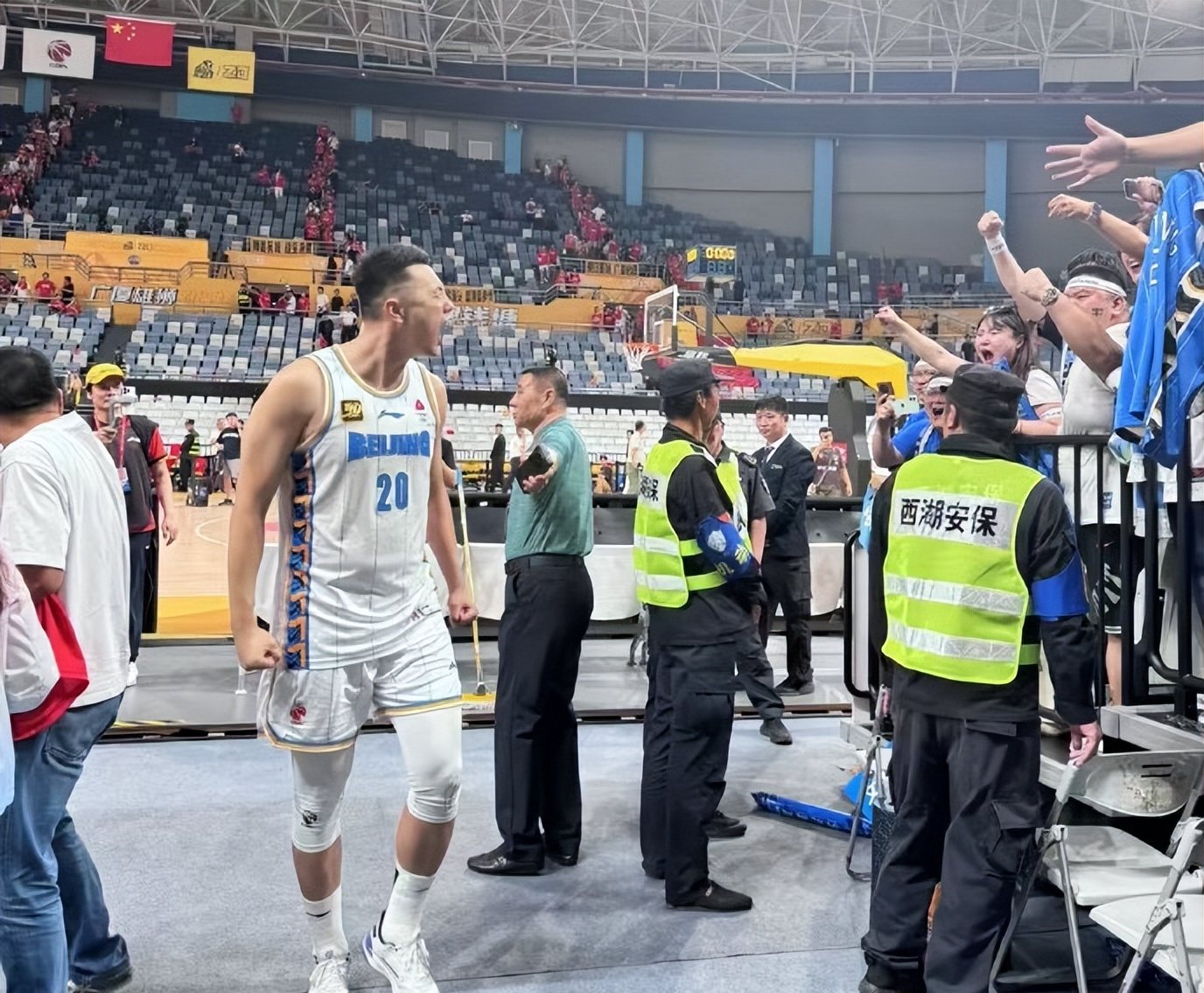 NBA季后赛今晨走向成谜，浙江稠州状态回暖，态度坚定，临场指挥获称赞(nba季后赛)