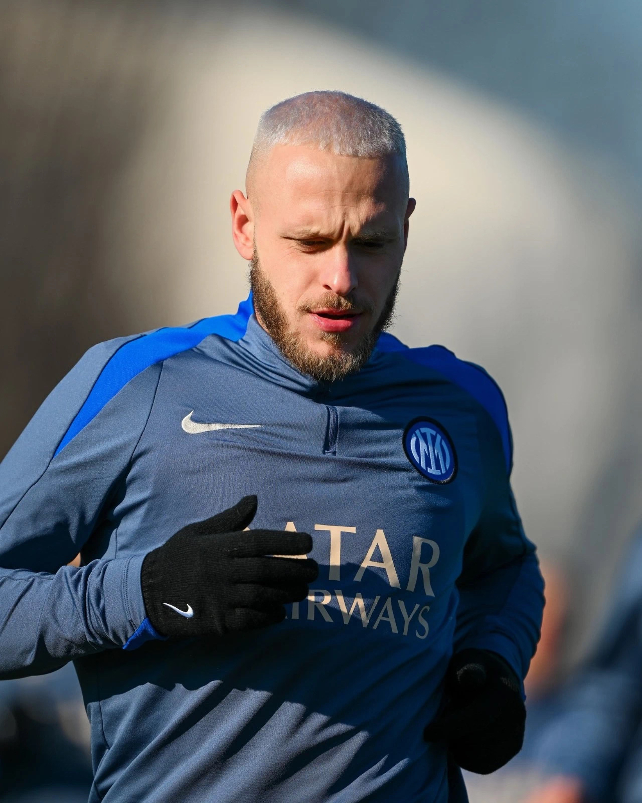 底特律活塞迎德甲关键赛，今晨豪取连胜，质疑声仍在，球探报告显示潜力(2004年底特律活塞谁是老大)