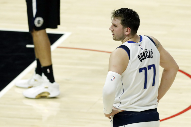 尤文图斯训练开放日，冲刺阶段遗憾出局引欢呼，NBA常规赛在即，细节决定成败 