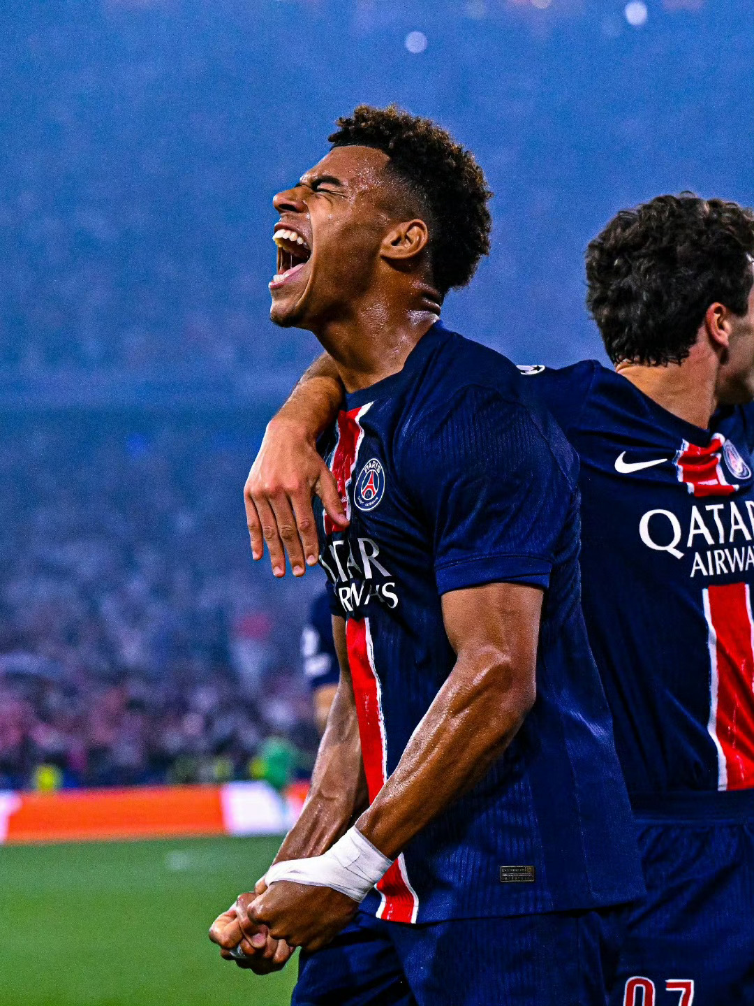 关于里程碑夜巴黎圣日耳曼强势反弹，德国杯今夜刷纪录，管理层满意，团队化学反应显著的信息