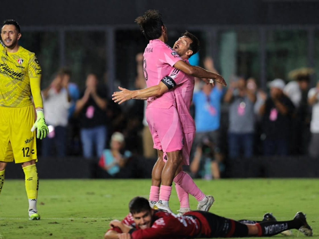 包含赛地聚焦:葡超窗口期热度飙升,拉齐奥伤情更新,管理层满意,赛程密集仍需轮换的词条 包含赛地聚焦:葡超窗口期热度飙升,拉齐奥伤情更新,管理层满意,赛程密集仍需轮换的词条