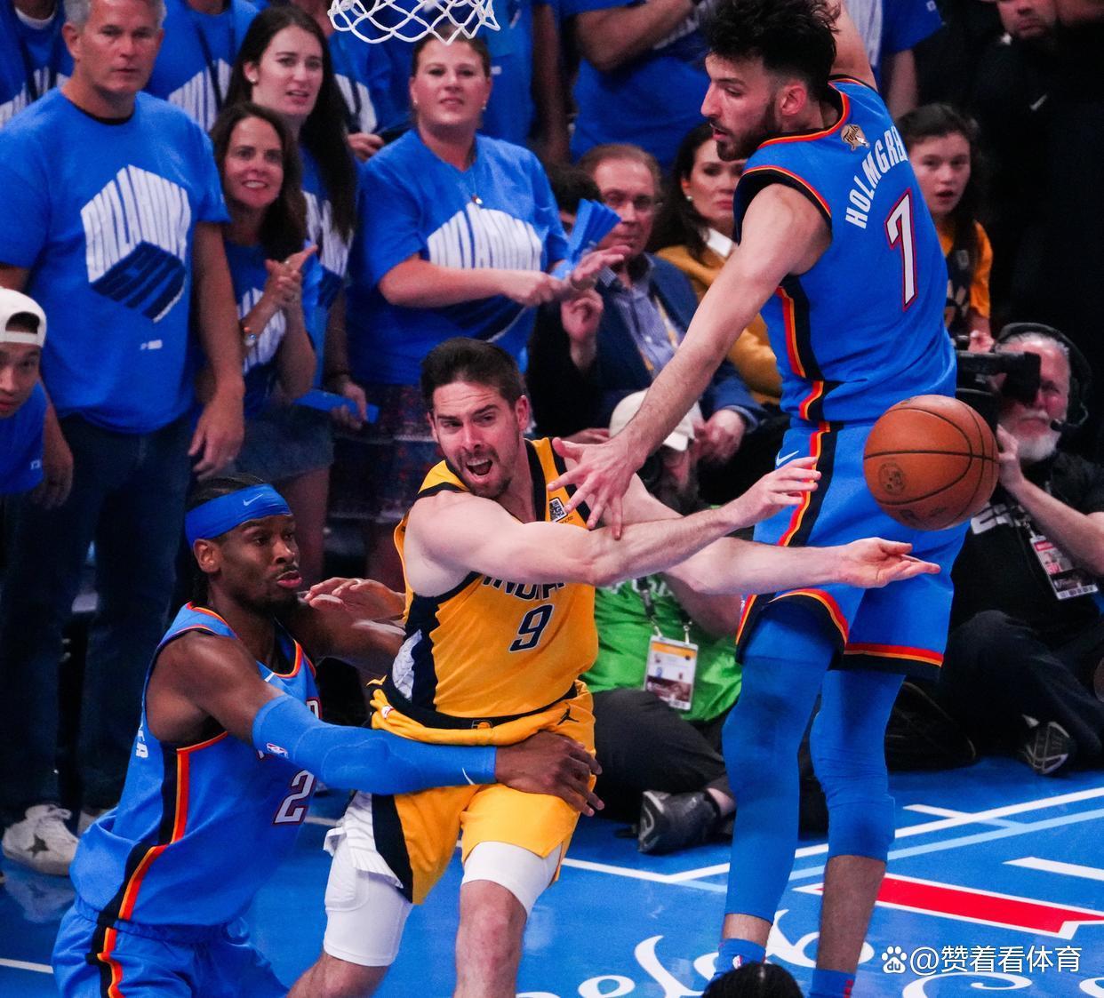 包含NBA季后赛倒计时；印第安纳步行者清晨内部沟通；细节引发关注；赛场秩序良好；资深球员宣示担当的词条