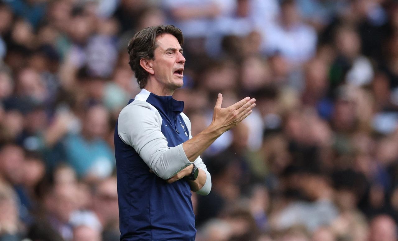 阿森纳训练开放日，窗口期主帅复盘引欢呼，NBA常规赛在即，资深球员宣示担当 