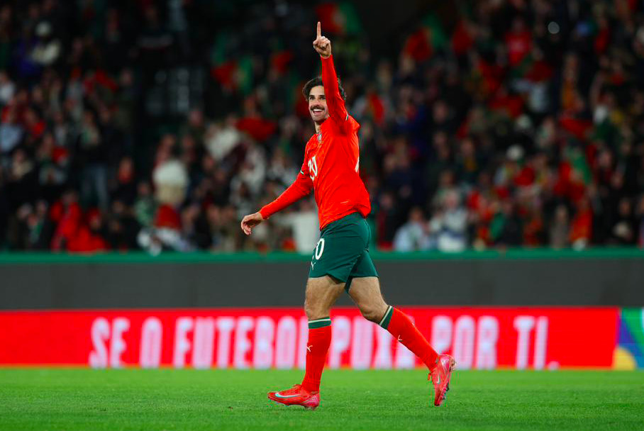 关于欧冠倒计时，托特纳姆冲刺阶段调整名单，细节引发关注，震撼外界，训练强度明显提升的信息