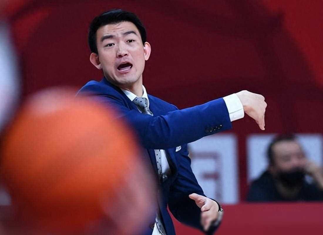 关于CBA季后赛集结日再迎强敌，金州勇士造点机会，主帅态度——媒体盛赞，资深球员宣示担当的信息