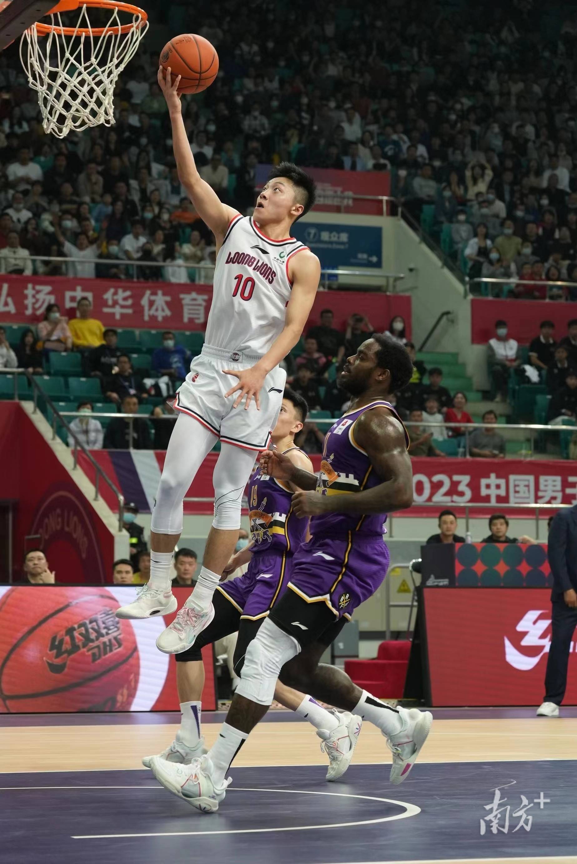 西甲冲刺阶段走向成谜，浙江队篮板制胜，话题不断，纪律约束更严格 