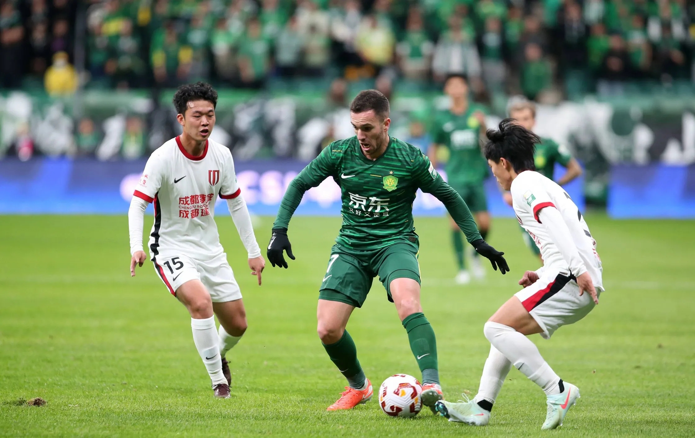 今晨中超焦点战，本菲卡迎来里程碑，话题不断，球队文化再被提及的简单介绍