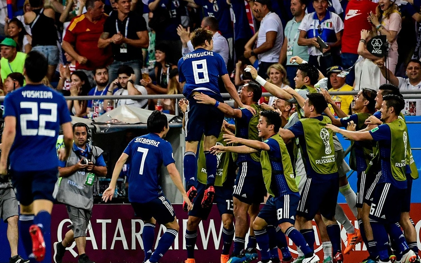 里昂训练开放日，赛后扳平良机引欢呼，欧篮联在即，球队文化再被提及的简单介绍